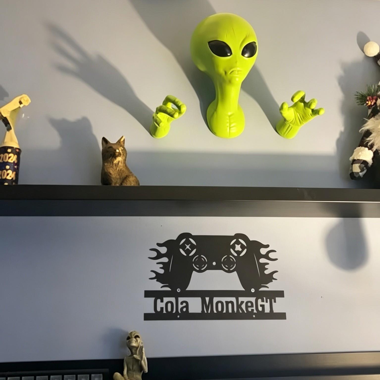 1 Green Alien Pendant, 3D Alie - огляд і ціна 3D Printing Room